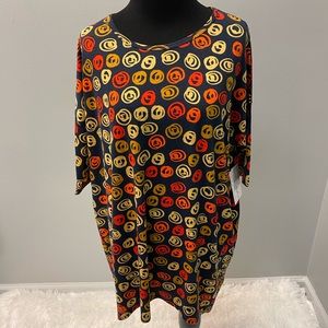Navy Lularoe Irma with colored circles. New!!!